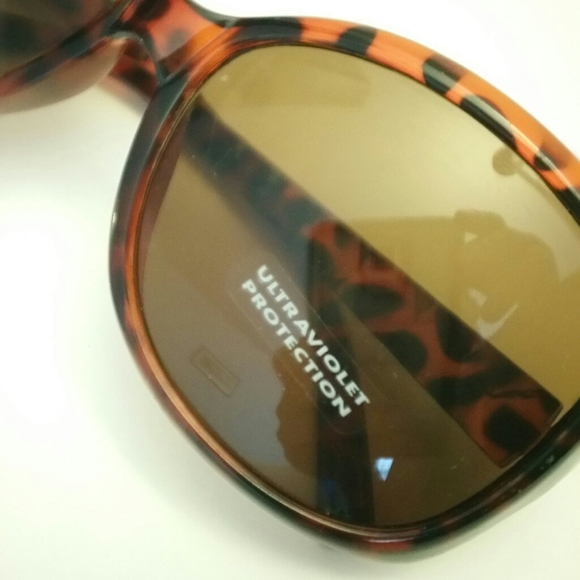 Sunglasses Oversized and Fabulous UV Poly - Picture 3 of 4